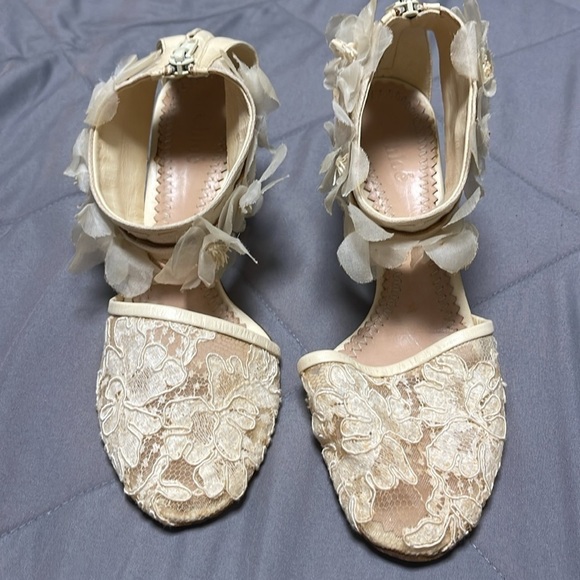 Chloé Spring 2010 Ready to Wear Vintage Lace Kitten Heel Size 35/5 - Picture 5 of 16